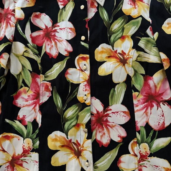 St. John Sport by Marie Gray Hawiian Floral Print Shacket - Picture 4 of 8